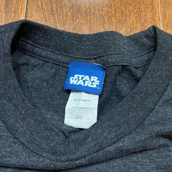 Star Wars Darth Vader Is Coming Dark Gray Y2K T-Shirt Men's Size Small - Picture 7 of 7